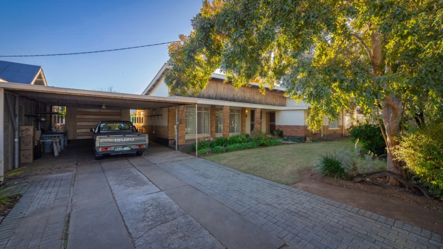 3 Bedroom Property for Sale in Morewag Free State